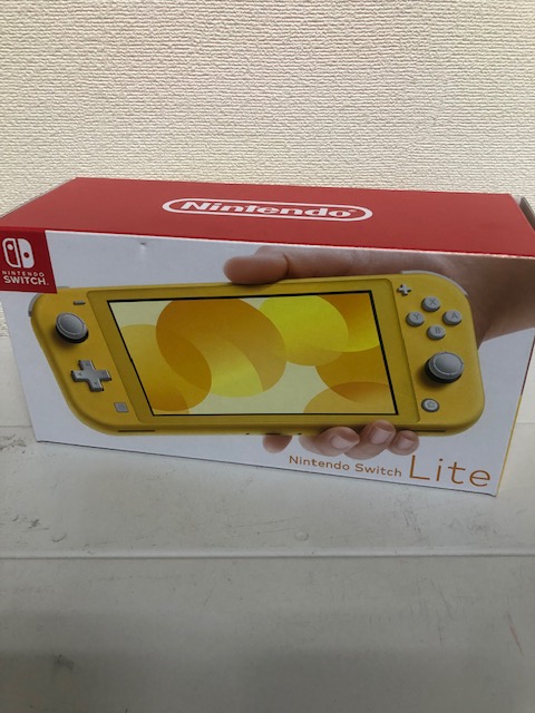 買取商品：【新品未使用】Nintendo Switch Lite イエロー