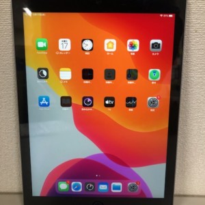 【中古美品】Wi-Fiモデル　iPad Air2 64GB
