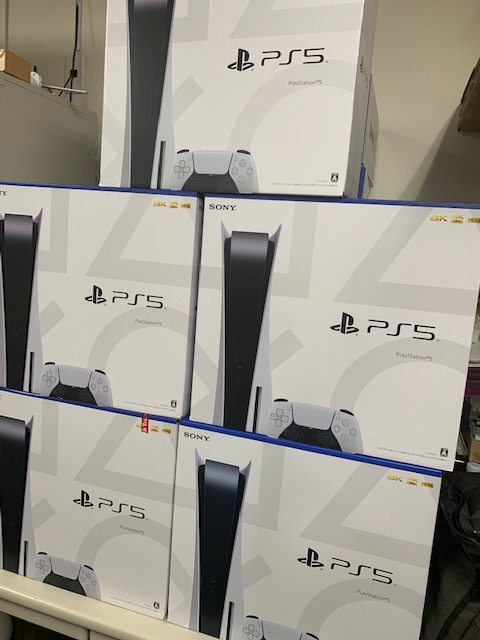 新品未使用】PlayStation5 CFI-1000A01 5台 | 福岡の買取・質屋【蔵zou ...