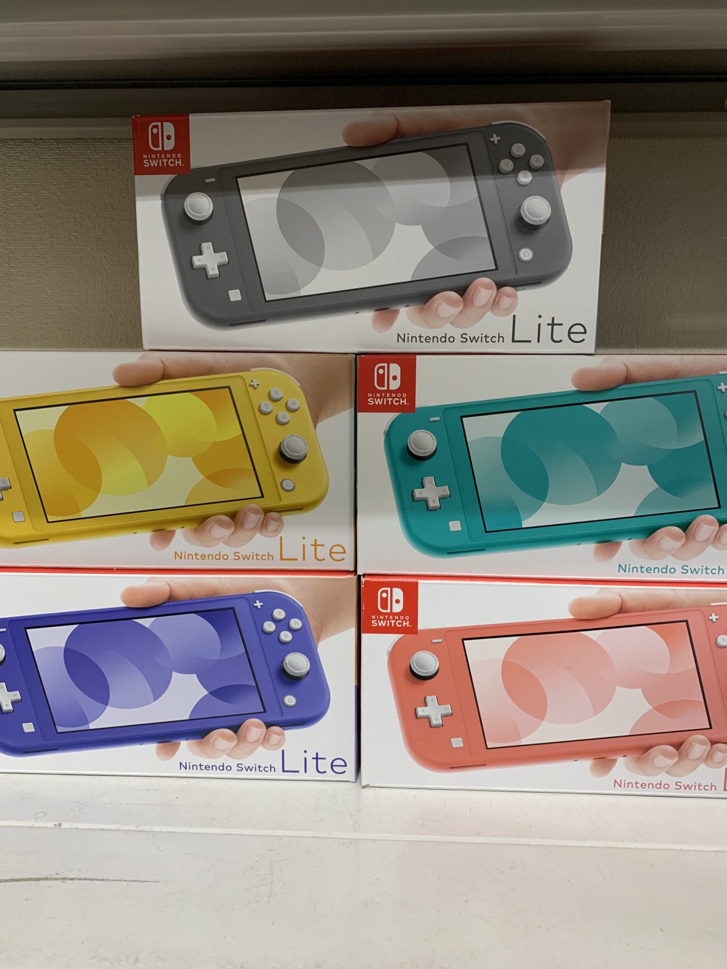 買取商品：Nintendo Switch Lite 各カラー　5台　新品未使用品