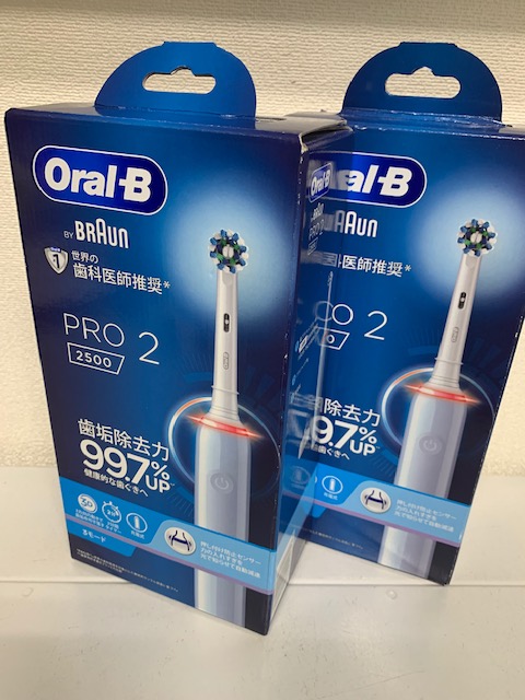 買取商品：BRAUN Oral-B PRO 2 2500　2台