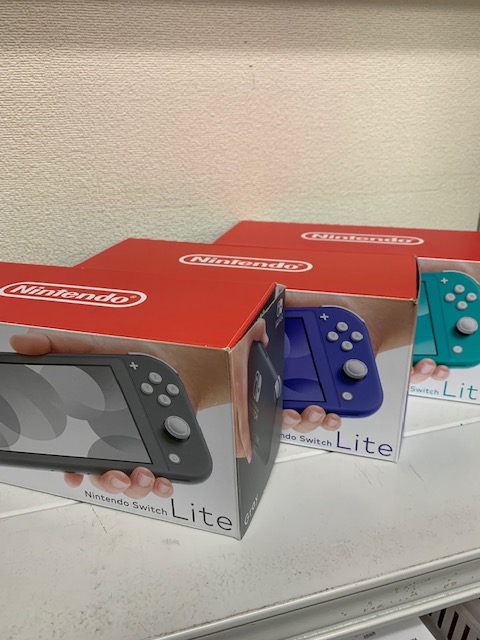 買取商品：Nintendo Switch Lite ｸﾞﾚｰ/ﾌﾞﾙｰ/ﾀｰｺｲｽﾞ