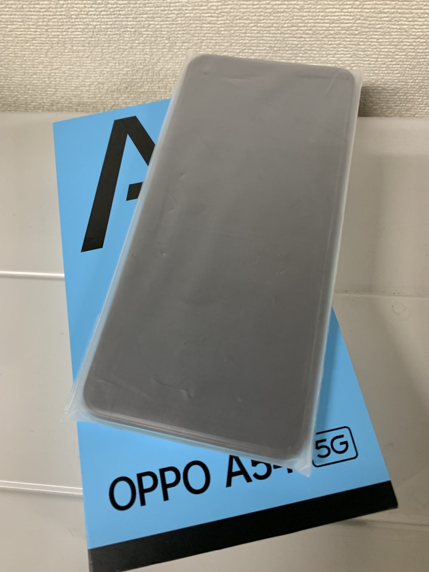 買取商品：SIMフリー版　OPPO A54 5G OPG02 ファンタスティックパープル 中古美品