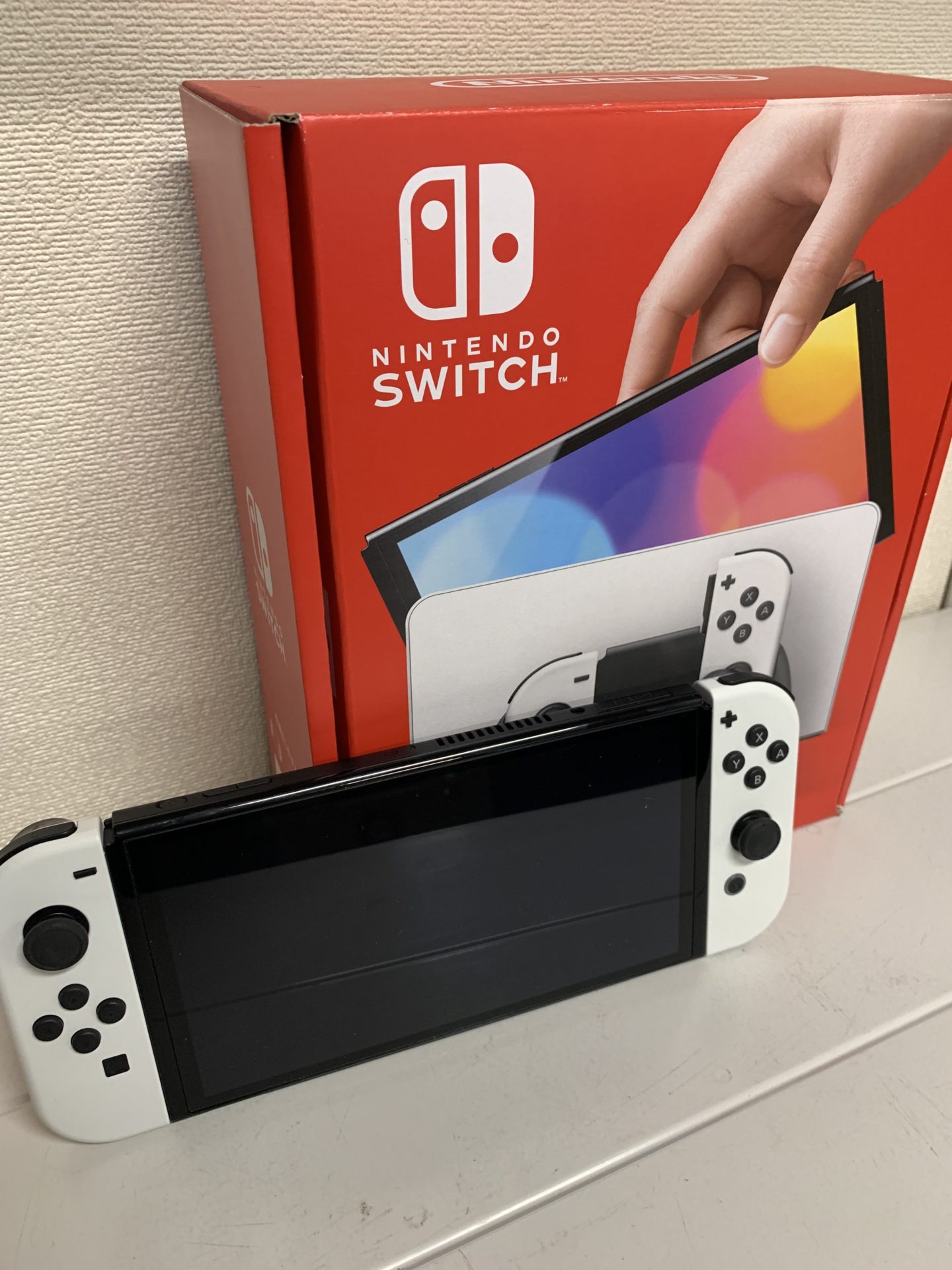 買取商品：Nintendo Switch 有機ELモデル ホワイト　中古美品