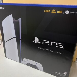 新型（SLIMモデル）PlayStation5 Digital Edition  CFI-2000B01　新品未使用