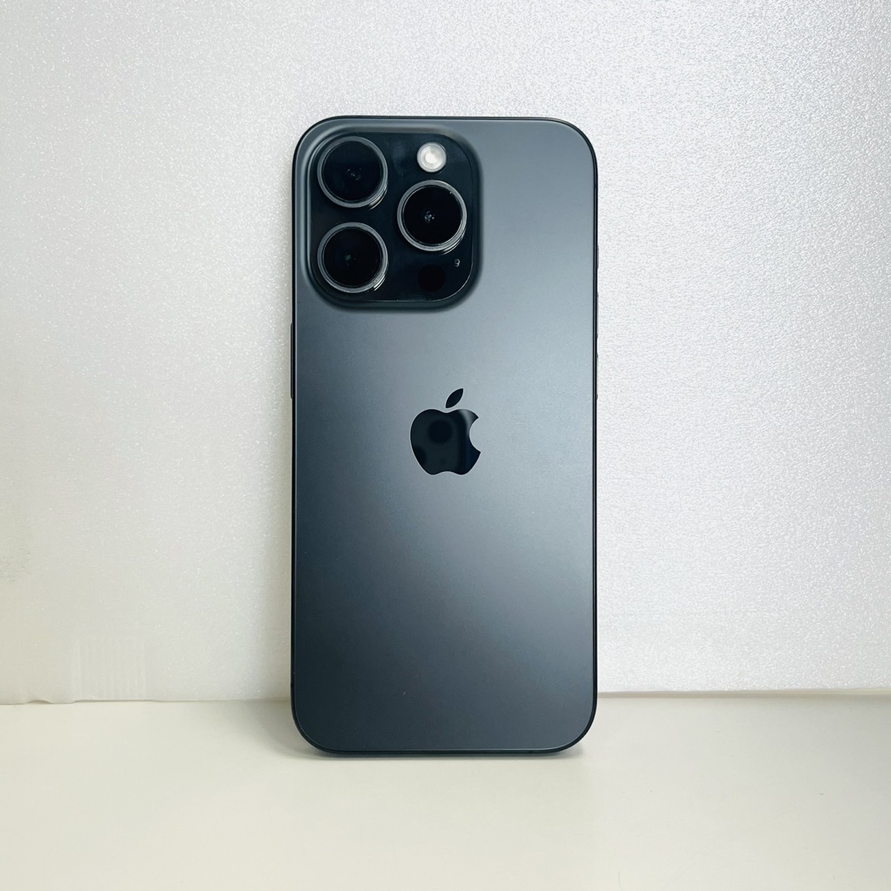 買取商品：【行橋店】iPhone15 Pro 128GB 中古美品