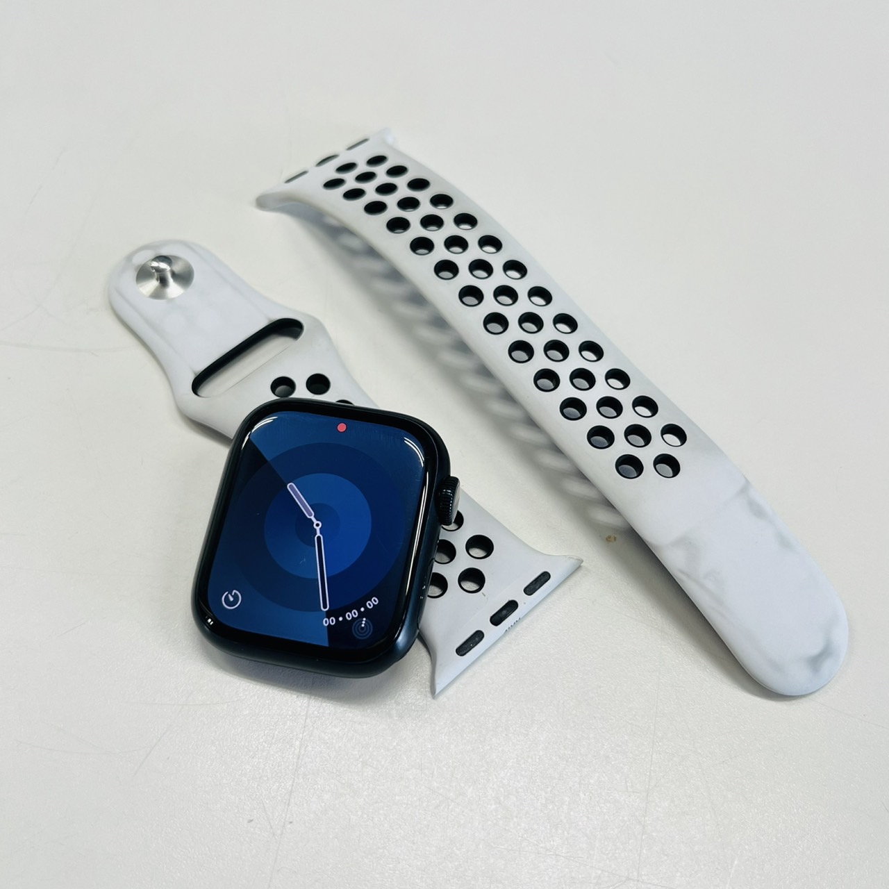 買取商品：【行橋店】GPSモデル AppleWatch Series8 41mm 本体