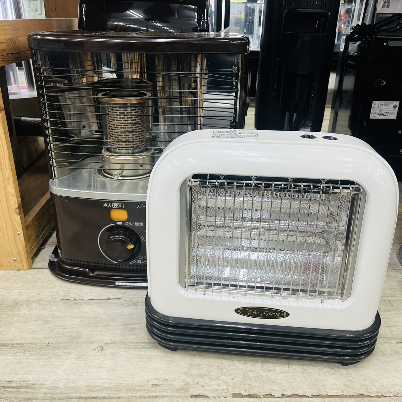 買取商品：【行橋店】超強化買取中!!石油ストーブ、電気ストーブ2点