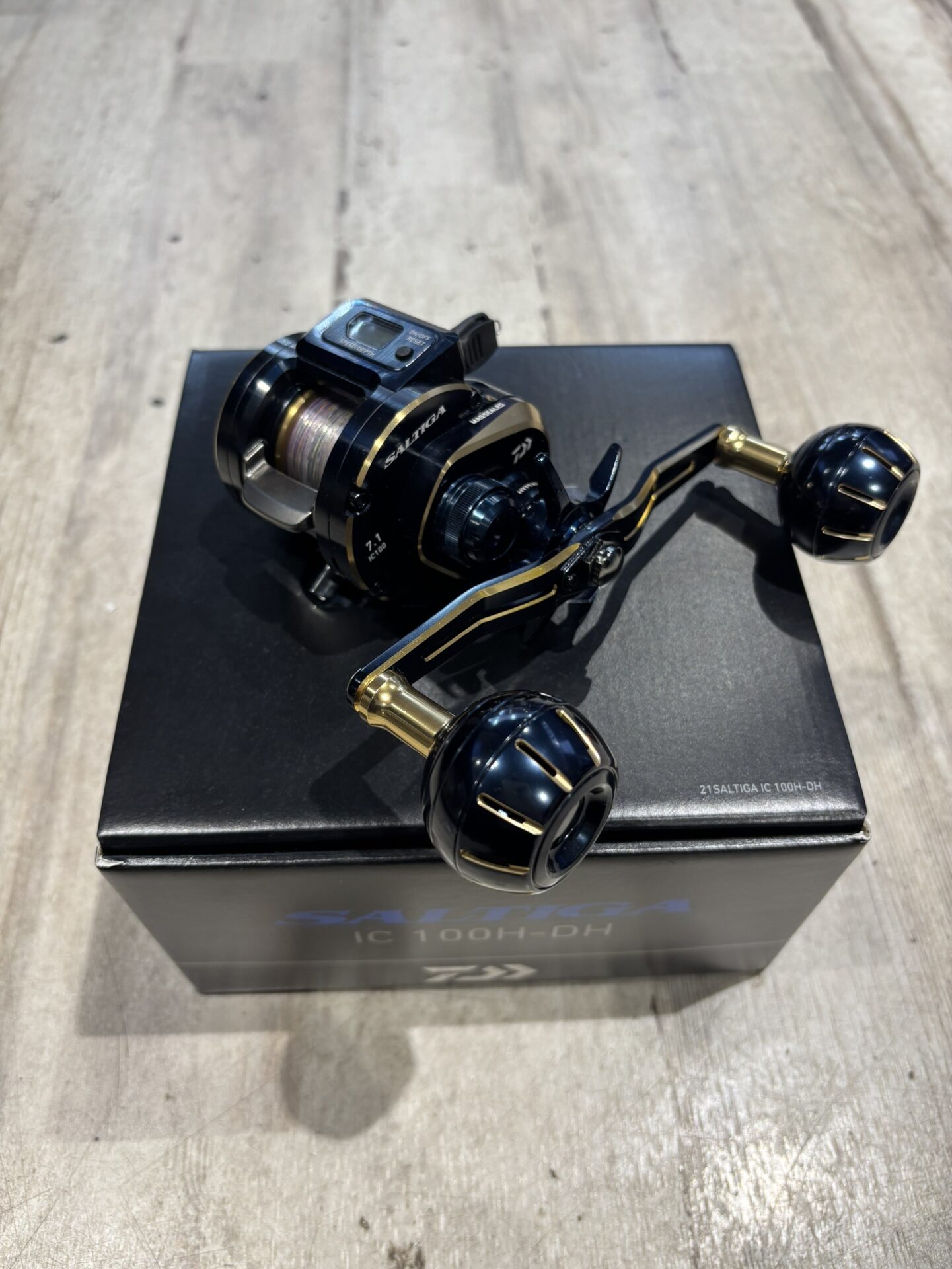 買取商品：【行橋店】DAIWA　SALTIGA　IC100H-DH リール