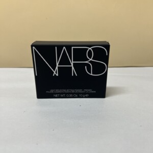 【福岡店】NARS ライトリフレクティングセッティングパウダー　10g