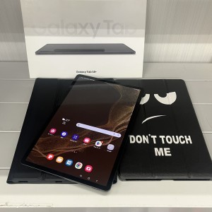 Galaxy Tab S8+ Wi-Fiモデル 付属品多数!!