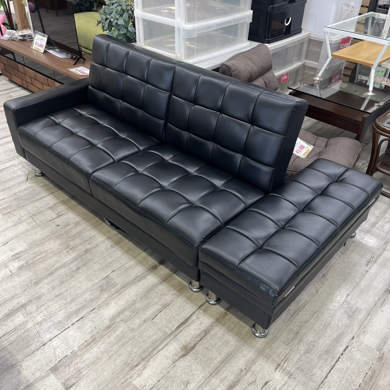 買取商品：レザー調 ソファーベッド ブラック 3～4人掛け