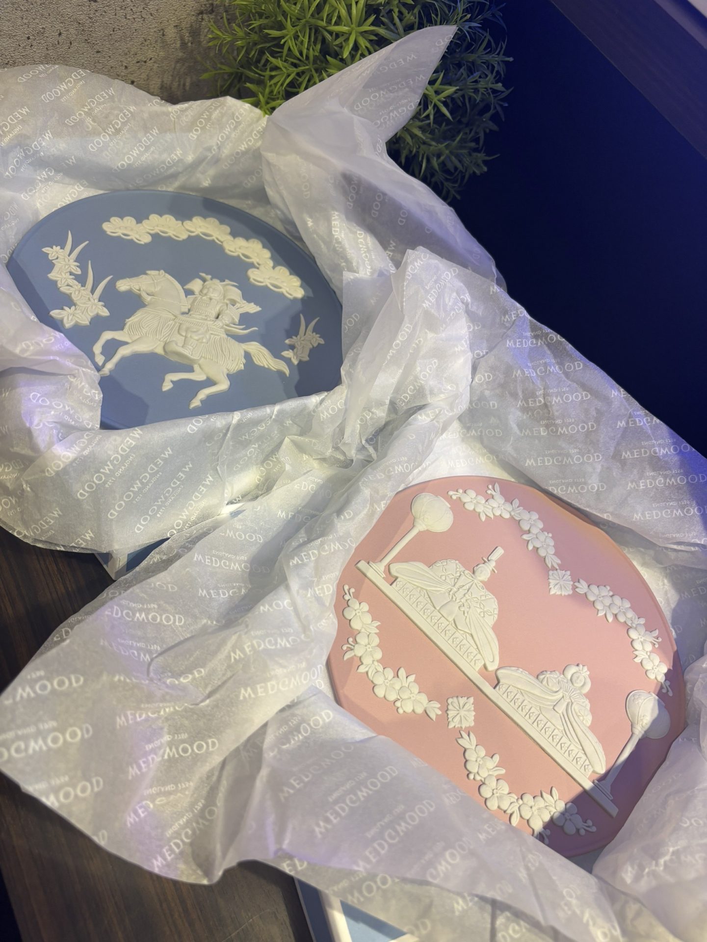 買取商品：WEDGWOOD  節句コレクションプレート