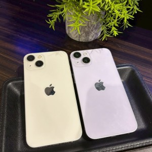iPhone13 128GB/iPhone14 128GB 計２台