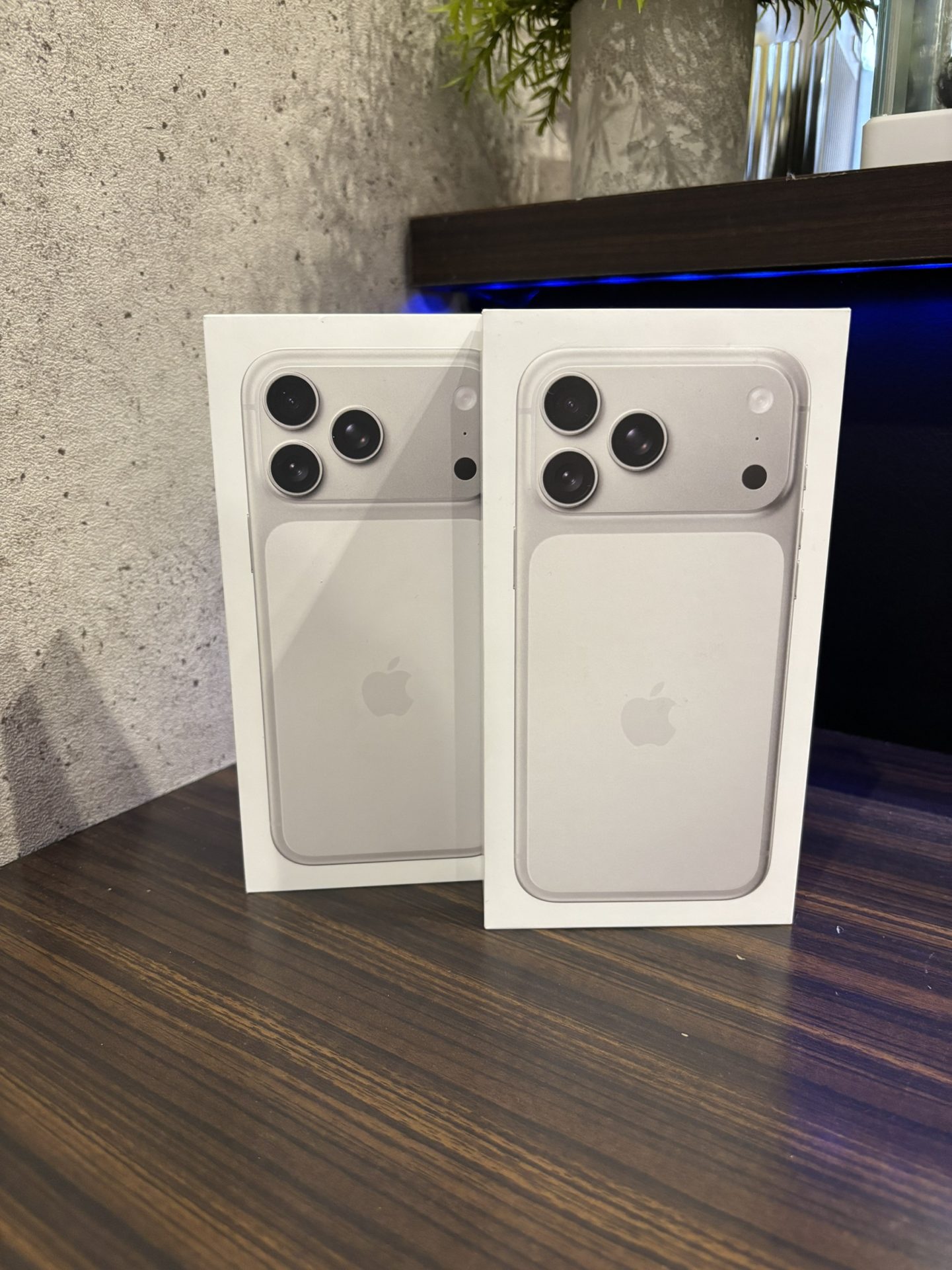 買取商品：iPhone17ProMax 1TB 合計2台