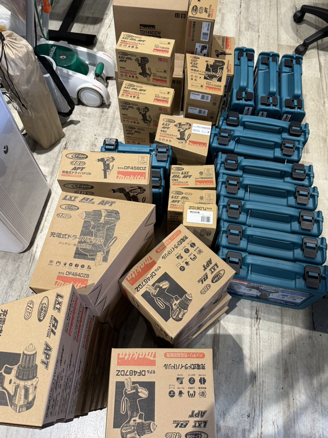 買取商品：マキタ インパクト等 合計82点