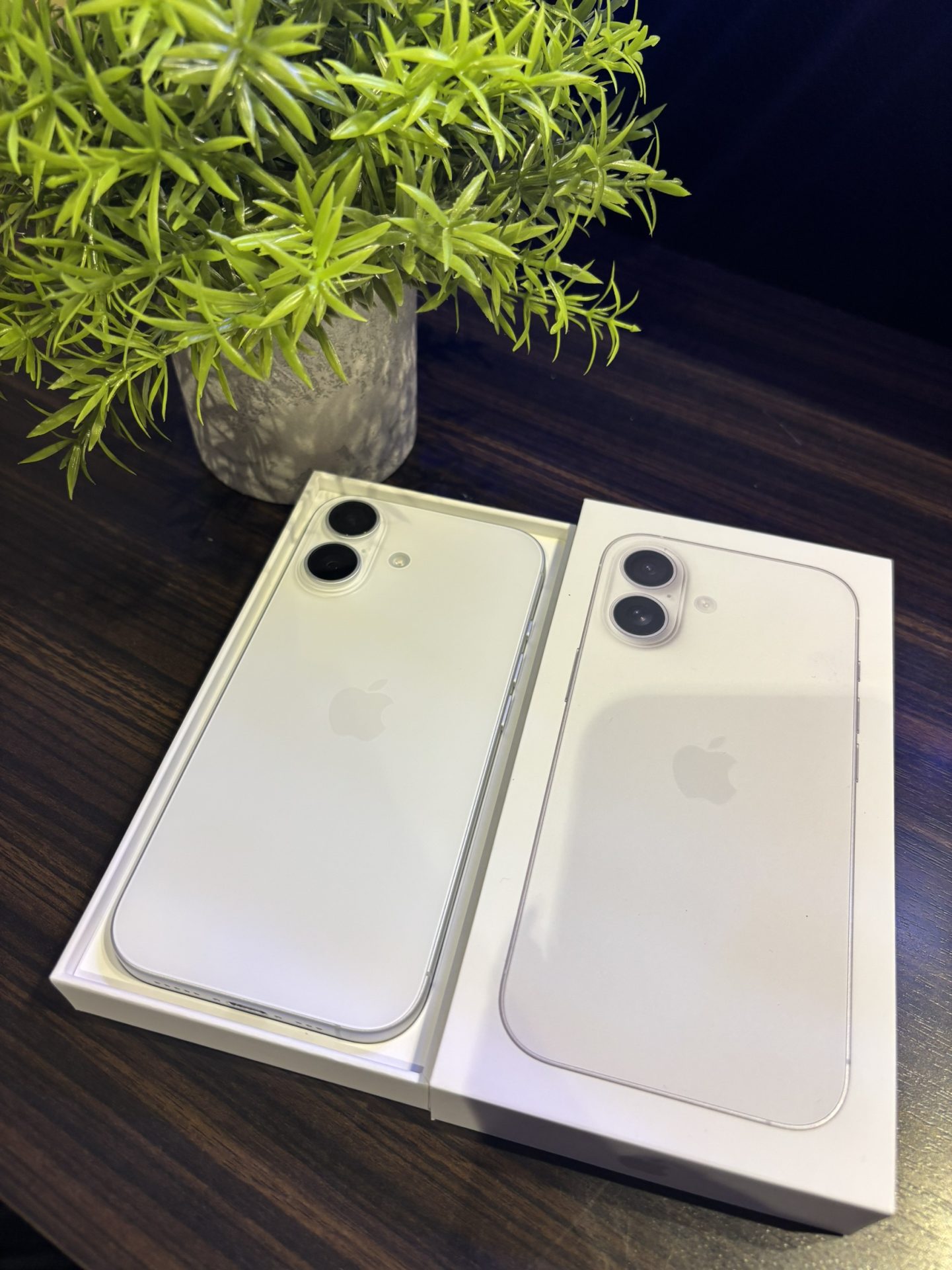 買取商品：iPhone17 256GB ホワイト
