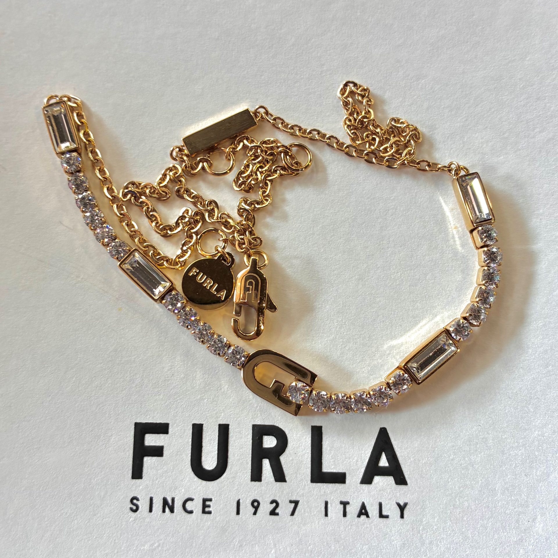 買取商品：【美品】FURLA スパークリング ネックレス FJ2003NTU
