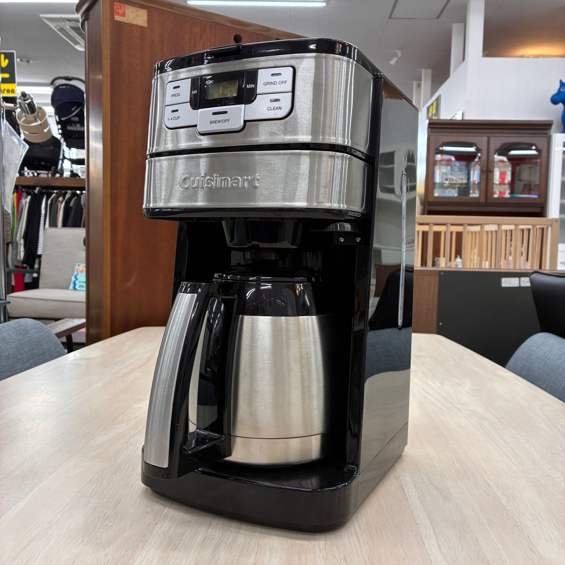 買取商品：クイジーナ 全自動コーヒーメーカー DGB-450PCJ