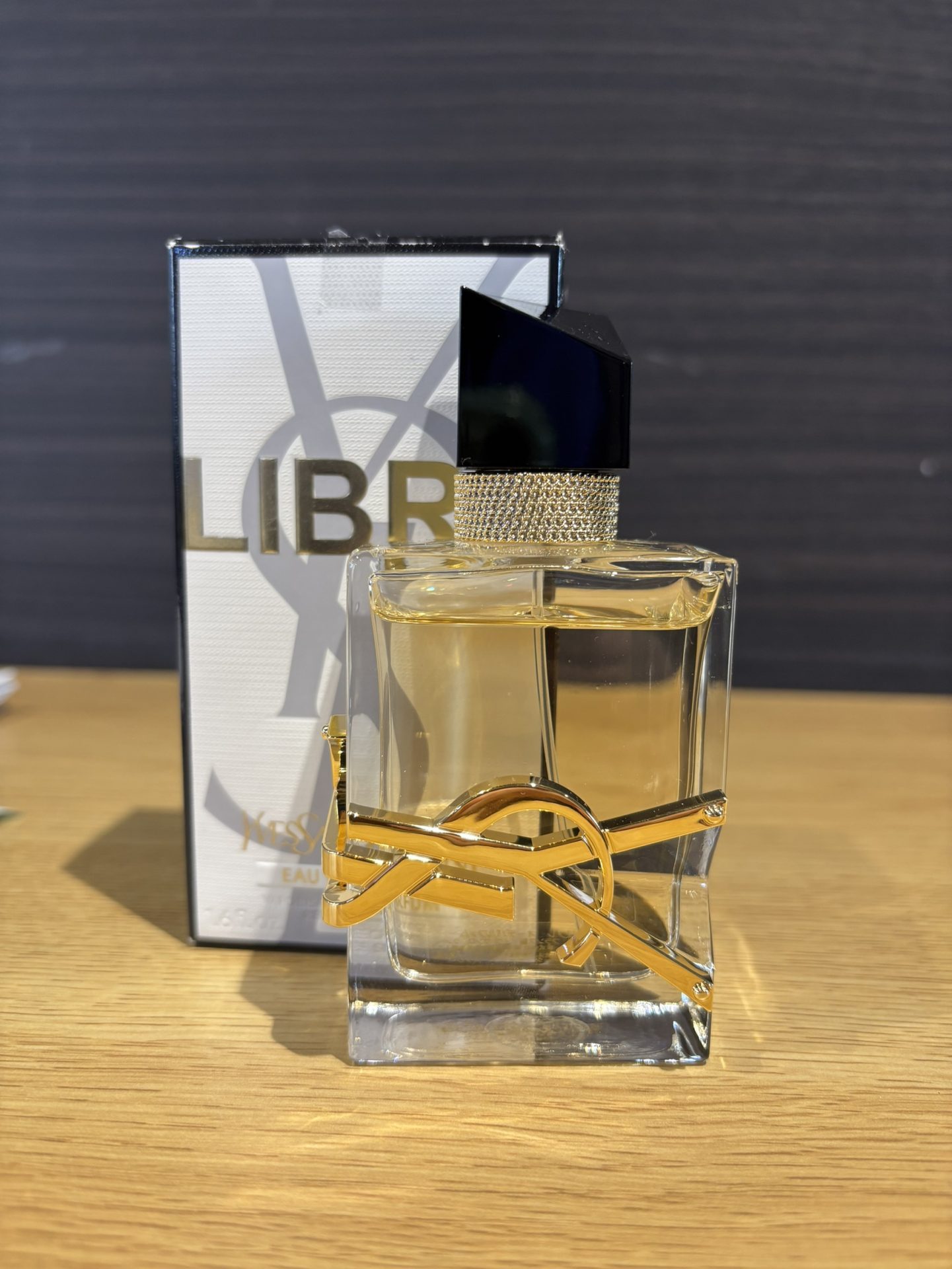 買取商品：YSL リブレ オーデパルファム 50ml